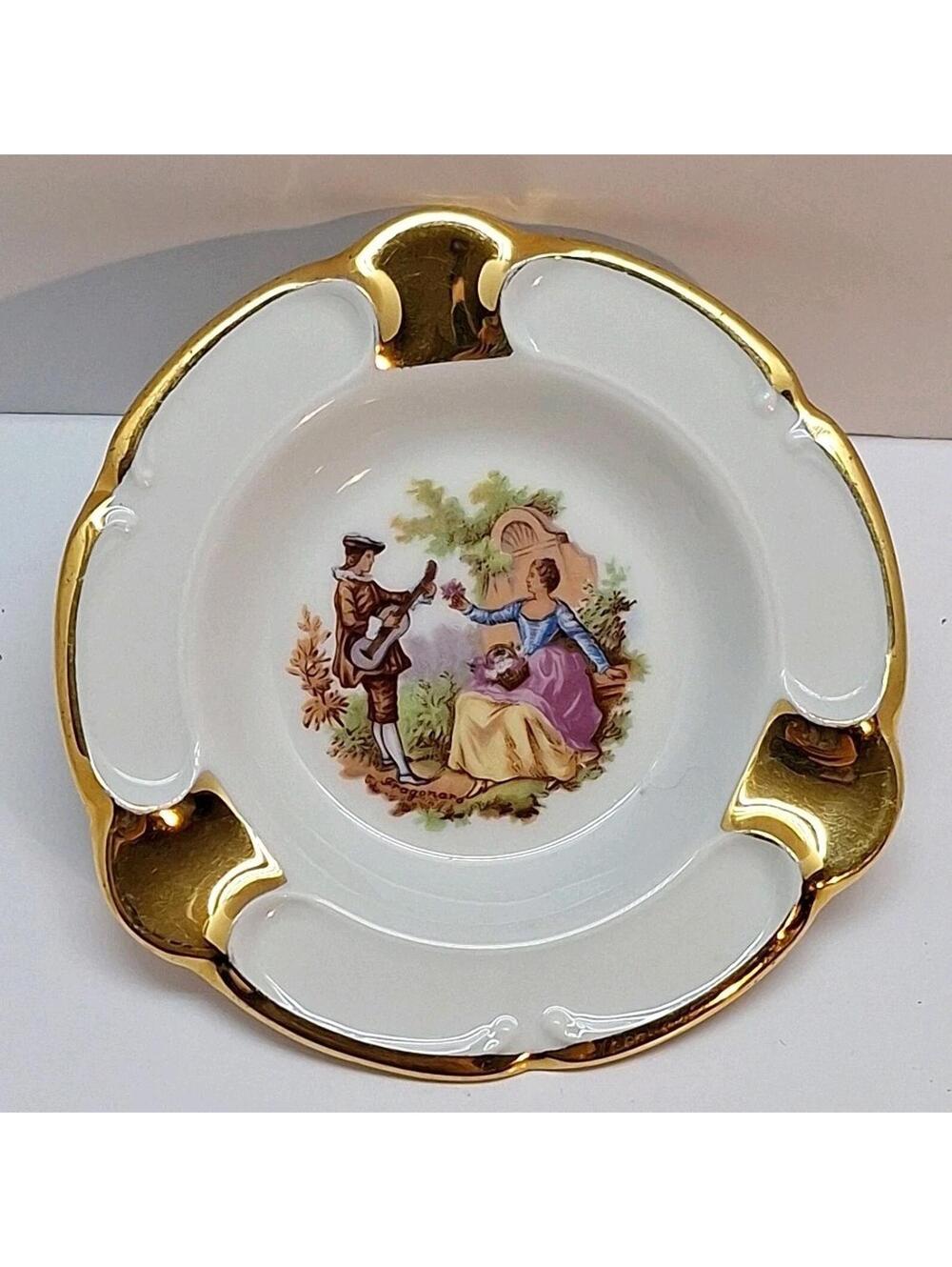 La Reing  Goudeville LImoges France Porcelain Ashtray Courting Couple Design